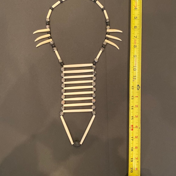 Tribal necklace hand made. Black with ivory colored beads of different shapes - Picture 1 of 6